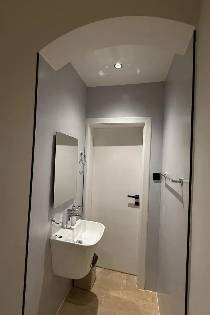 2Bd-Apartment Médine 0*,